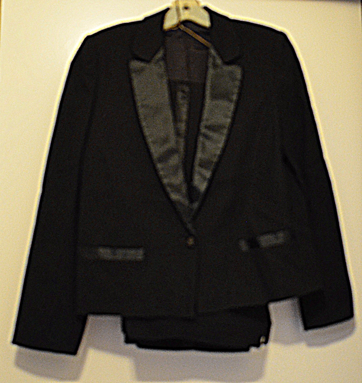 LADIES BLACK FORMAL SUIT